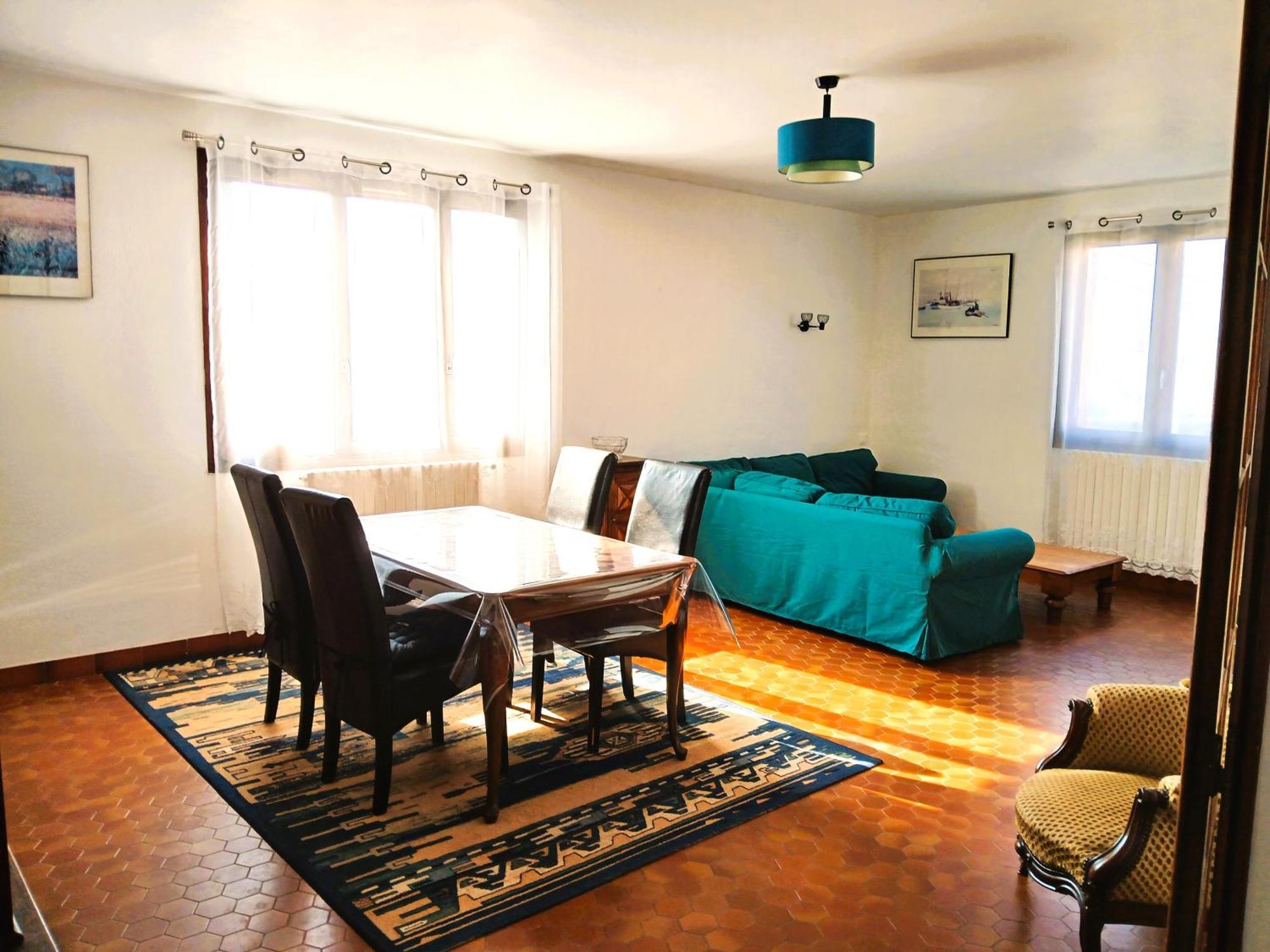 Spacieux Appartement Proche Centre Et Piscine Condom Exteriör bild